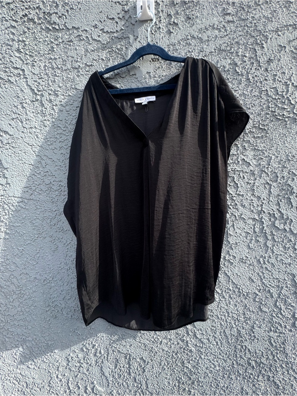 Maison d'Amélie Black V-Neck Short Sleeve Blouse Tunic Size M/L - Picture 4 of 7